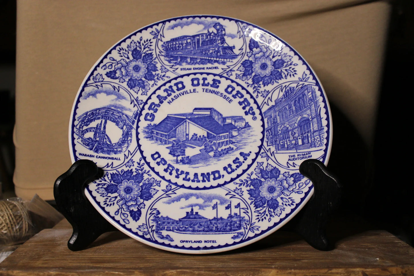 Plate Vintage Grand Ole Opry Nashville Blue & White Japan ceramics